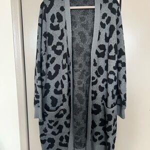 George Gray and Black Leopard Print Open-Front Cardigan